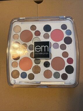 Neutral & Pink Eyeshadow Palette - Multi Shade Set